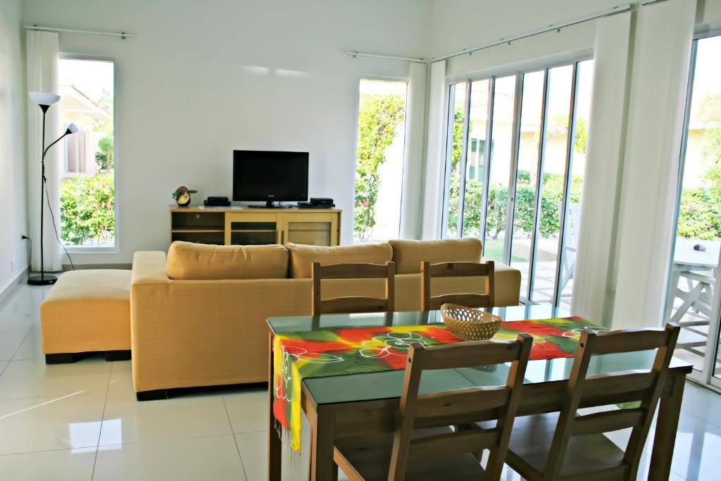 Garden Hills Villa Resort Cha-Am Habitación foto